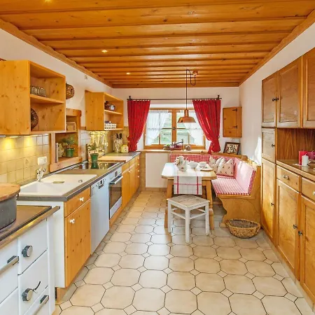 Ferienhaus Menkenbauer *