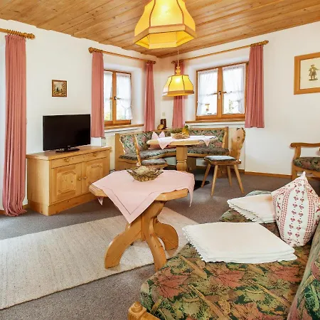 Ferienhaus Menkenbauer Nyaraló Ruhpolding