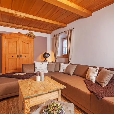 Ferienhaus Menkenbauer *